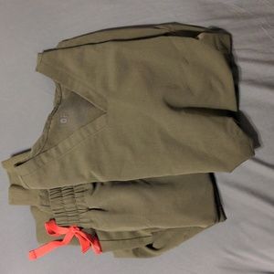 Figs XS dark olive scrub set, joggers